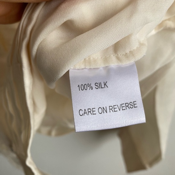 St. John Silk cream  blusa - Picture 4 of 7